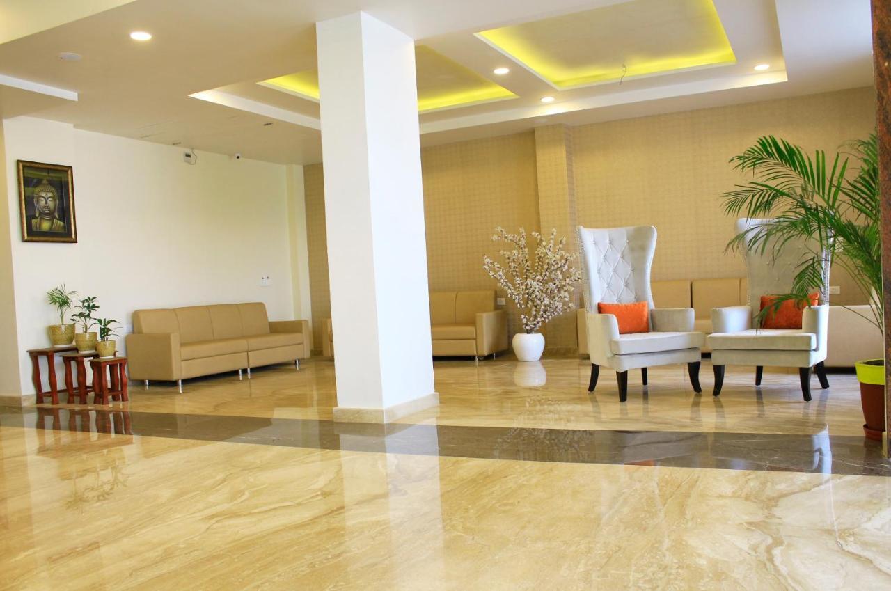 Hotel Radiant Inn Roorkee Zewnętrze zdjęcie