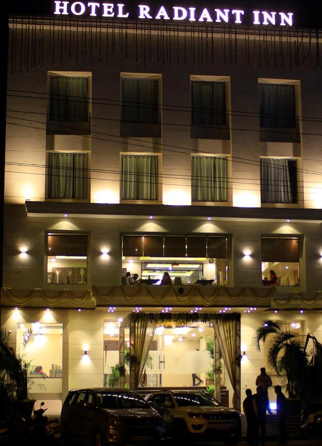 Hotel Radiant Inn Roorkee Zewnętrze zdjęcie
